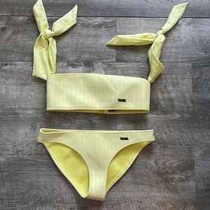 Triangl bikini